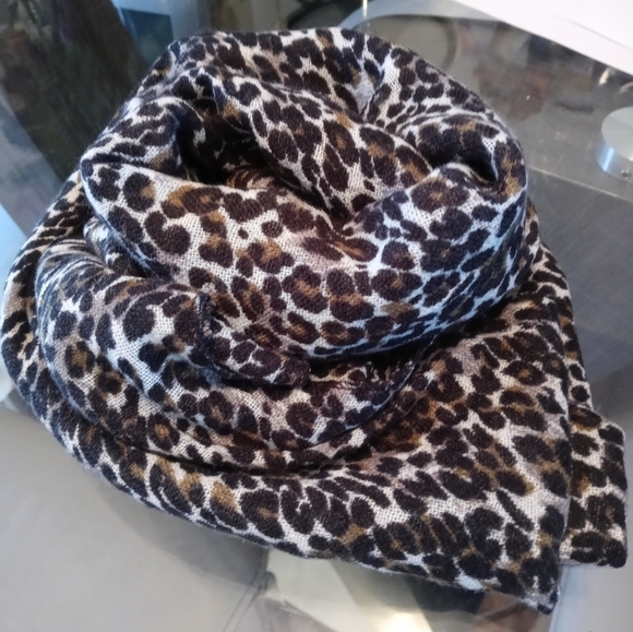 Cheetah print large Faux Fur Soft rectangular mutlifunctional scarf 73"x 24" - Picture 1 of 9